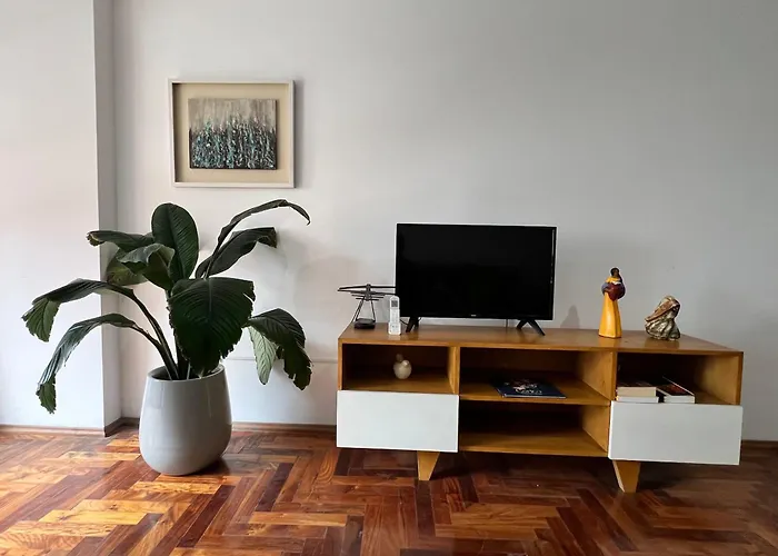 Apartamento En Colon Y Canada