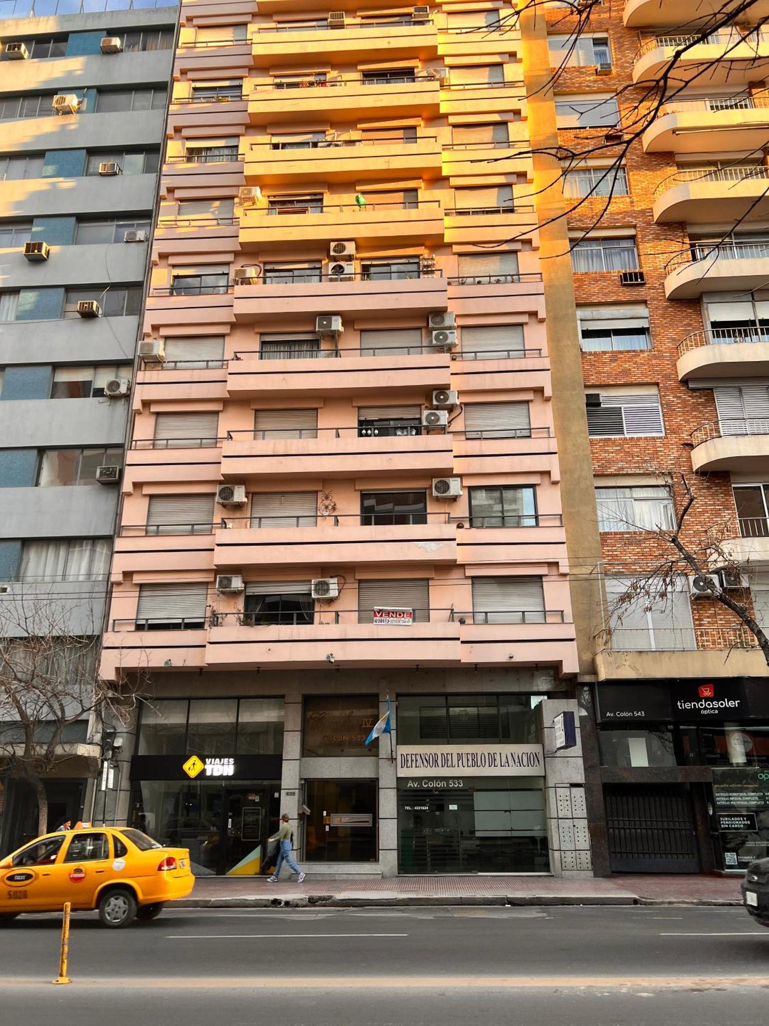Apartment En Colon Y Canada Cordoba